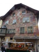 Haus mit Lüftelmalerei in Schaffhausen