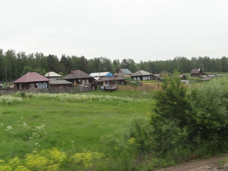 Sibirisches Dorf in Richtng Novosibirks