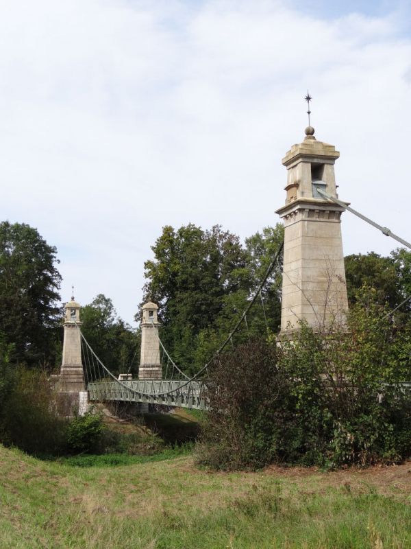 Langenargen:Älteste Kabelhängebrücke(1898 - 72m lang)