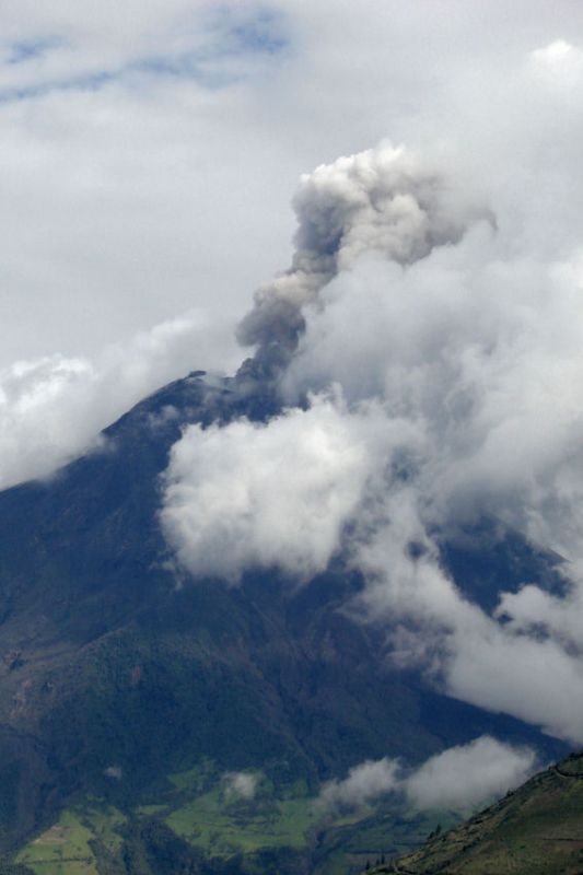 Ausbruch des Vulkans "Tungurahua"