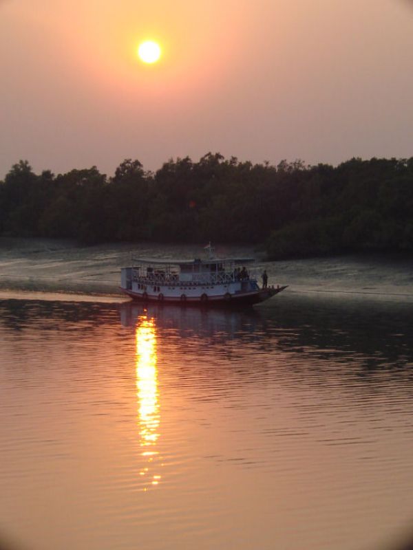 Sonnenuntergang - Boot unseres Typs