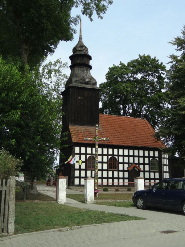 Peter- und Paulskirche in Ciecnie